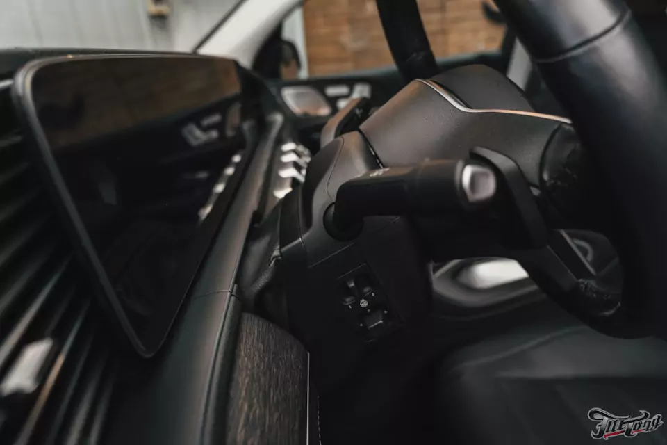 Химчистка салона для Mercedes GLE 400d